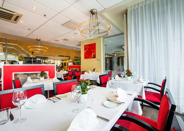 Avalon Hotel & Conferences